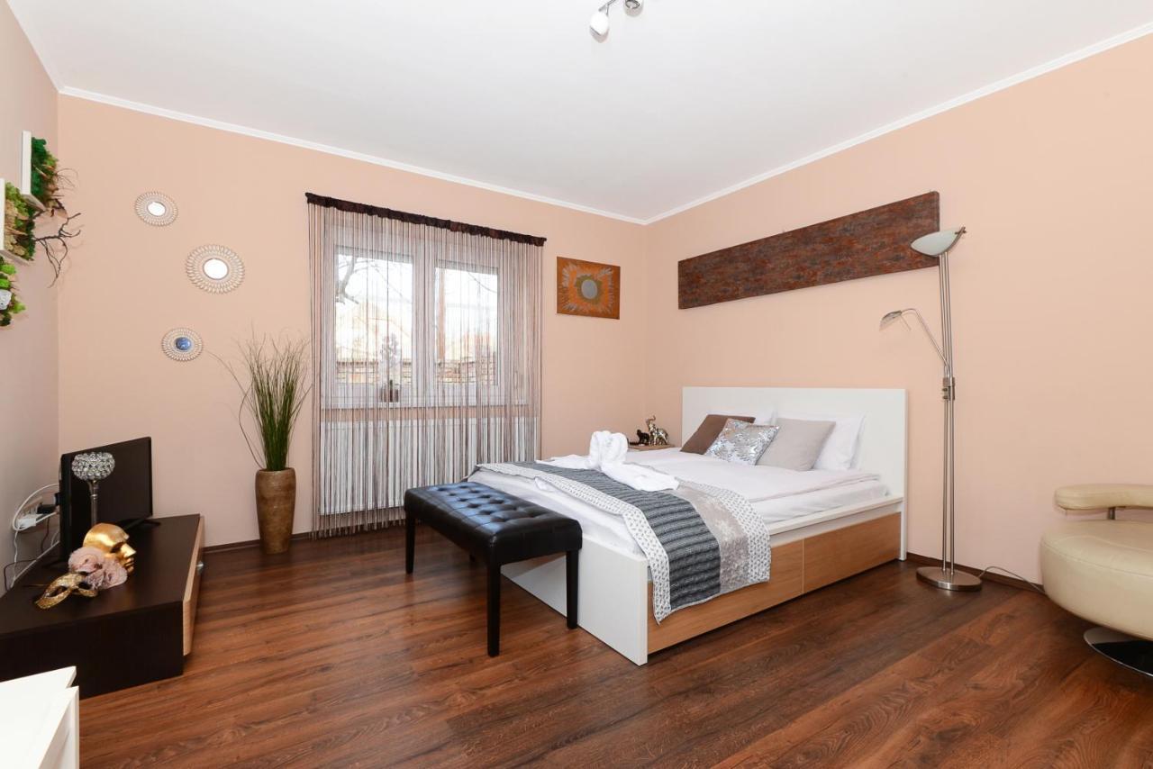 Anita Apartamento Budapeste Exterior foto