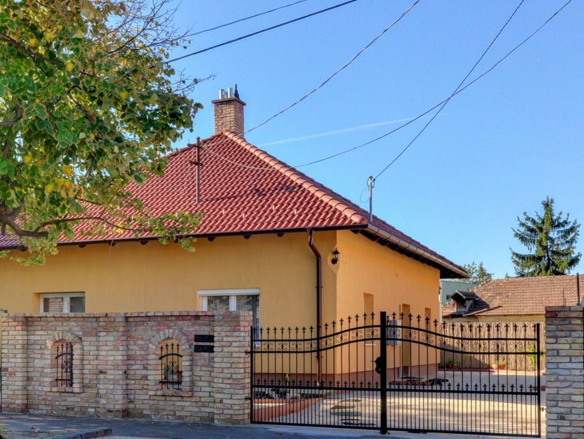 Anita Apartamento Budapeste Exterior foto